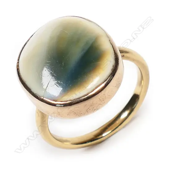 James Pascoe (Auckland) c1900 18ct gold and cats eye ring,